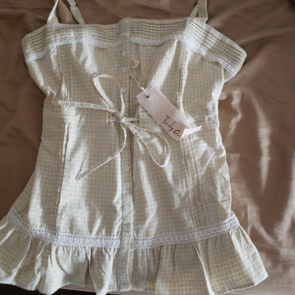 Truly orgqnic peplum tank new with tags